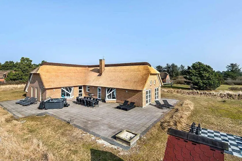 Child-friendly ample holiday home with terrace, hot tub & barbeque | Pet-friendly - Image 1