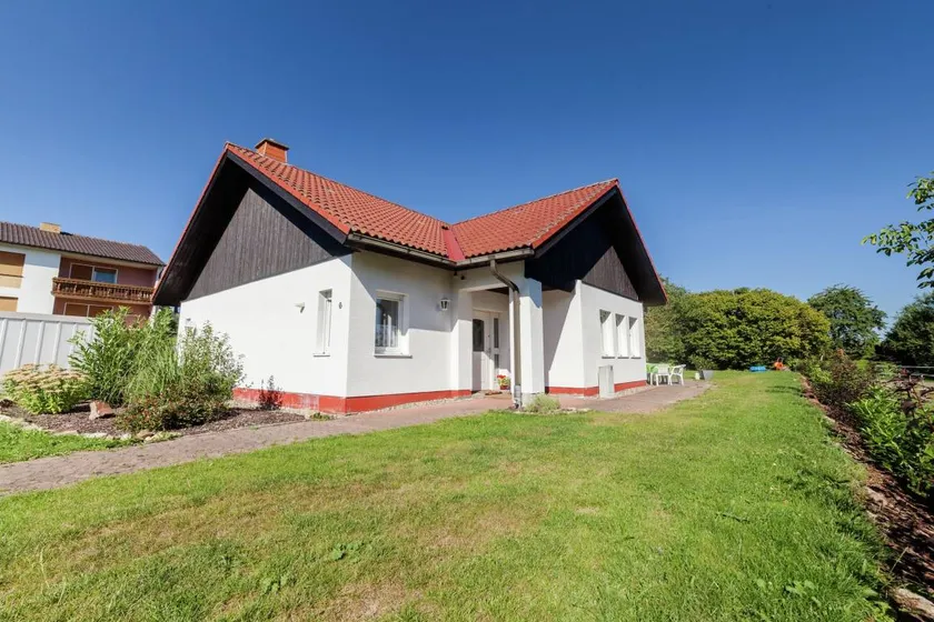 Fully equipped pleasant holiday home with terrace, barbecue & garden | Nature view | Dogs allowed - Image 1