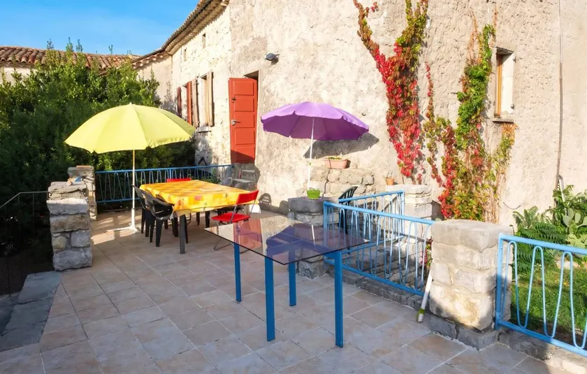 House with BBQ & terrace | Mountain view - Image 1