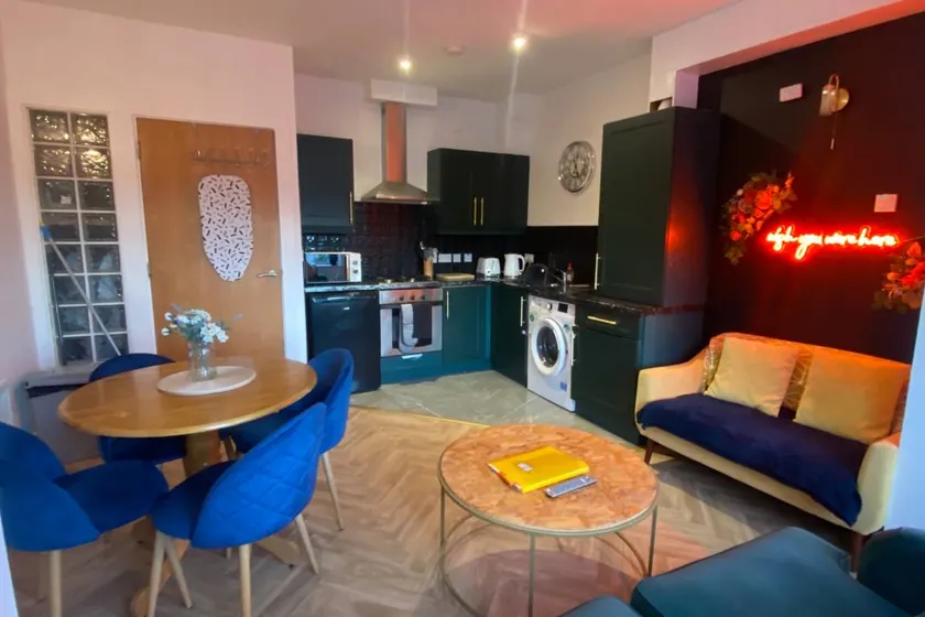 Flat | Close to HM Prison Crumlin Road - Image 1