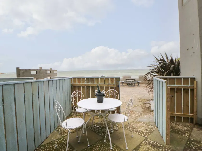 Cottage avec jardin | Vue plage - Image 1