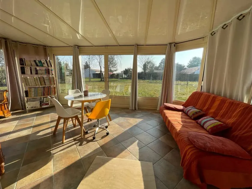 Welcoming house in Gémozac - 100 m² with lush garden. - Image 1