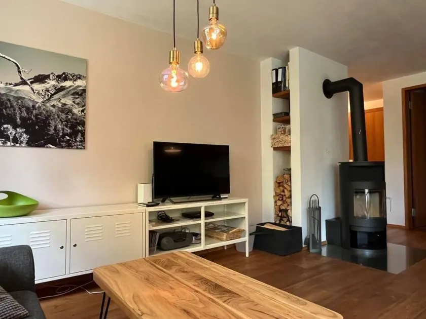 Appartamento con terrazza, giardino e barbecue | Vista sulla montagna - Image 1