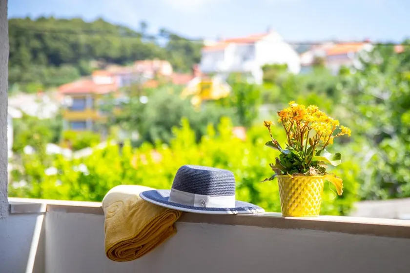 Acogedor apartamento vacacional totalmente equipado con barbacoa y terraza | Admite mascotas - Image 1