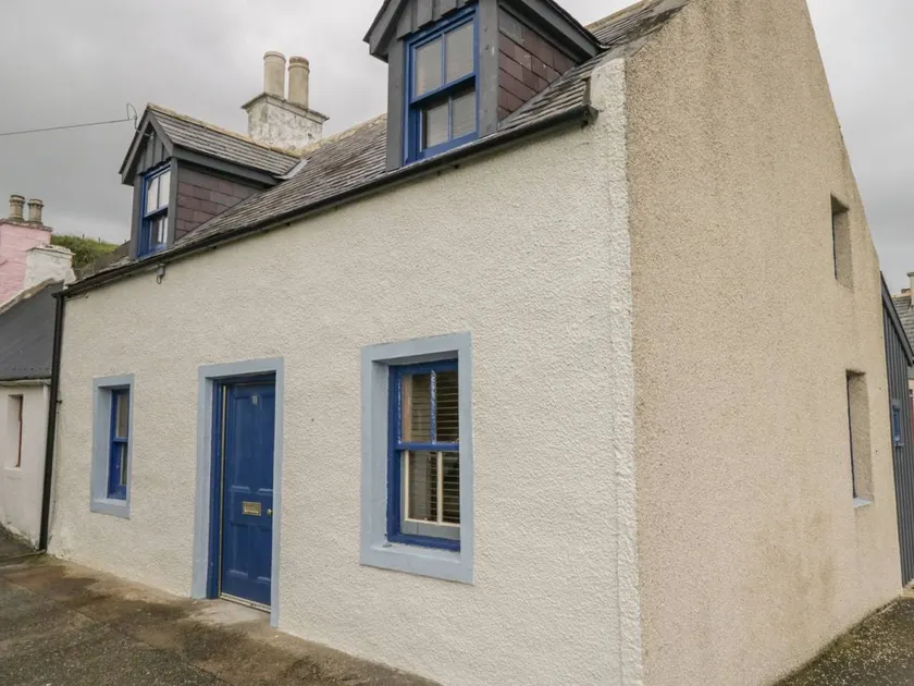 Cottage | Beach view - Image 1