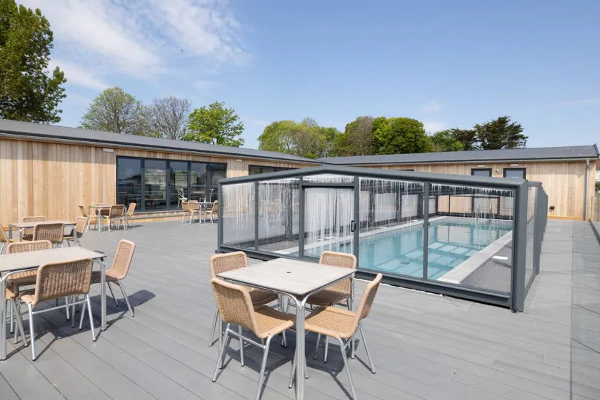 Children-friendly wonderful cottage with pool & garden | Close to the beach - Image 1