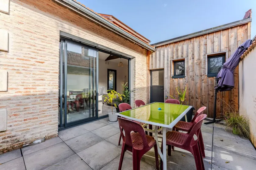 Maison avec internet haut débit, terrasse et jardin | Vue jardin - Image 1