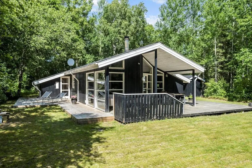 Fully equipped nice holiday home with barbeque, sauna & terrace | Dogs allowed - Image 1