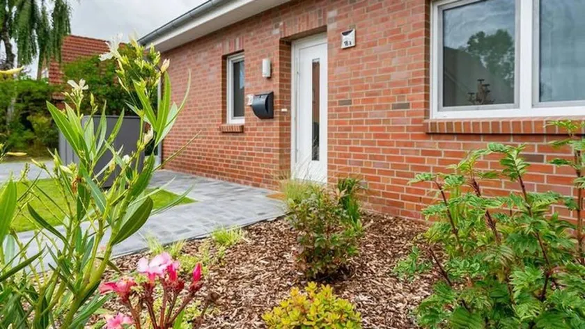 Apartment with garden, terrace & barbecue | Good for workation - Image 1