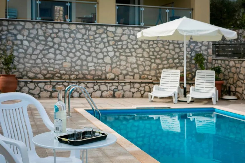 Apartamento con jardín - Image 1