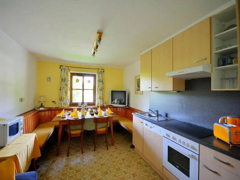 Acogedor apartamento ideal para familias con jardín y barbacoa - Image 1