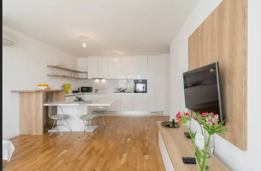 Apartment White Gardenia (ST) - One Bedroom Apartment with Balcony - Image 1