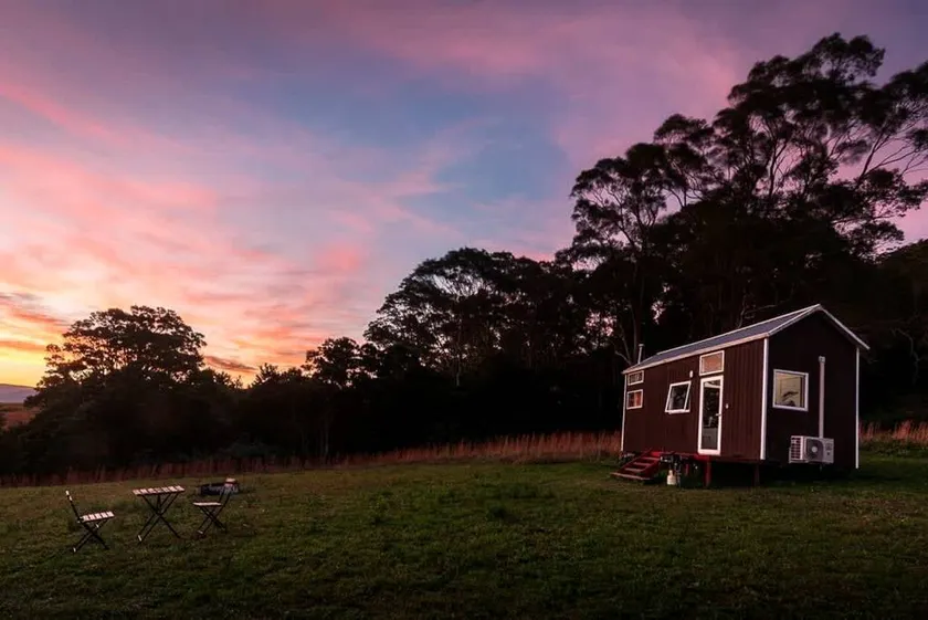 Serene Tiny House Rental Ideal for Glamping in NSW - Image 1