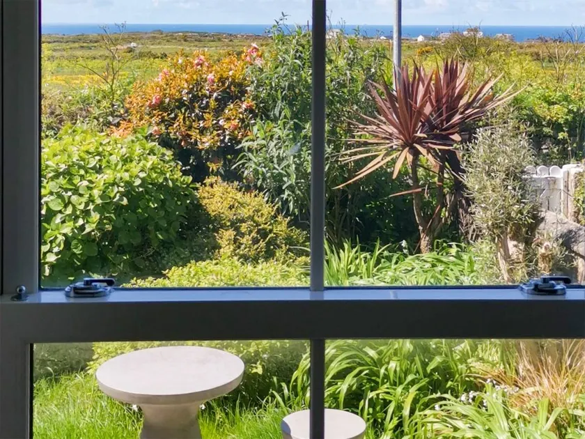 Cottage with garden | Sea view - Image 1