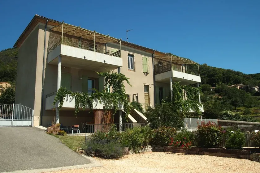 Family-oriented gite with private pool & terrace | Pool view | Pet-friendly - Image 1
