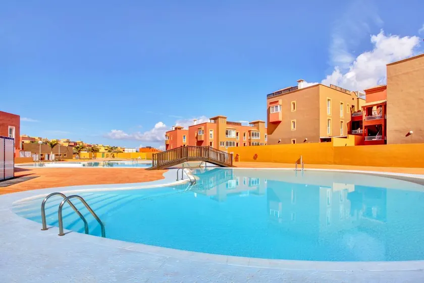 Spacious holiday home with garden, pool & terrace | Sea view | Beach nearby | Good for workation - Image 1