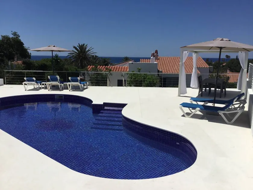 Villa with private pool, garden & barbecue - Image 1