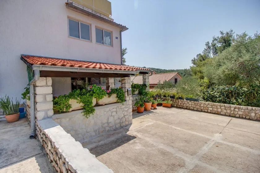 Appartement de vacances avec terrasse - Image 1
