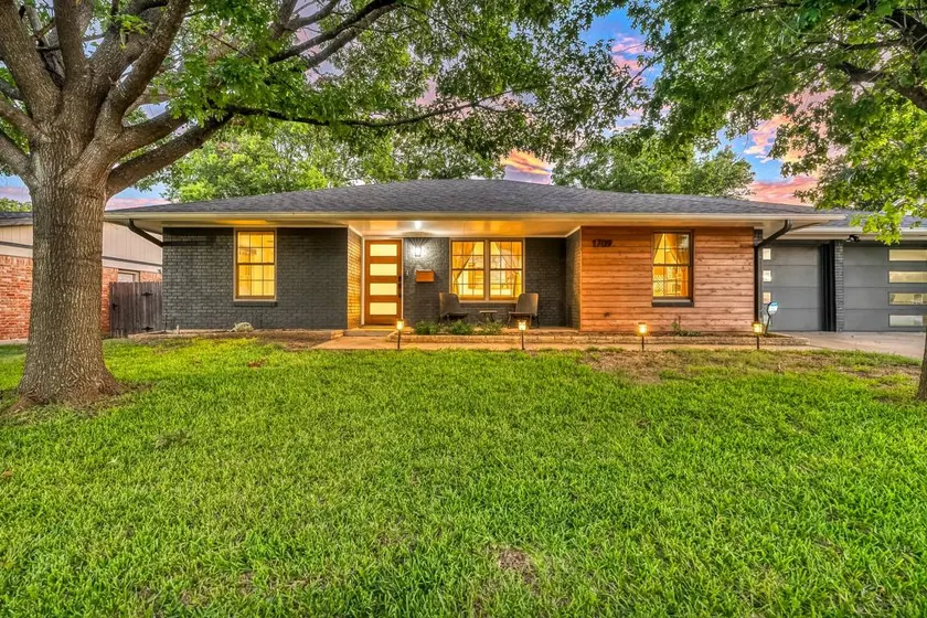 Spacious 4-Bedroom Austin Home with Patio, BBQ, & Great Location Near Mueller and North Loop - Image 1
