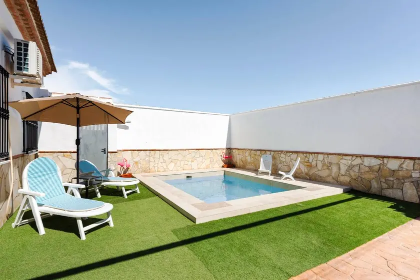 Holiday Home 'Miró' with Mountain Views, Private Pool, Wi-Fi and Air Conditioning - Image 1