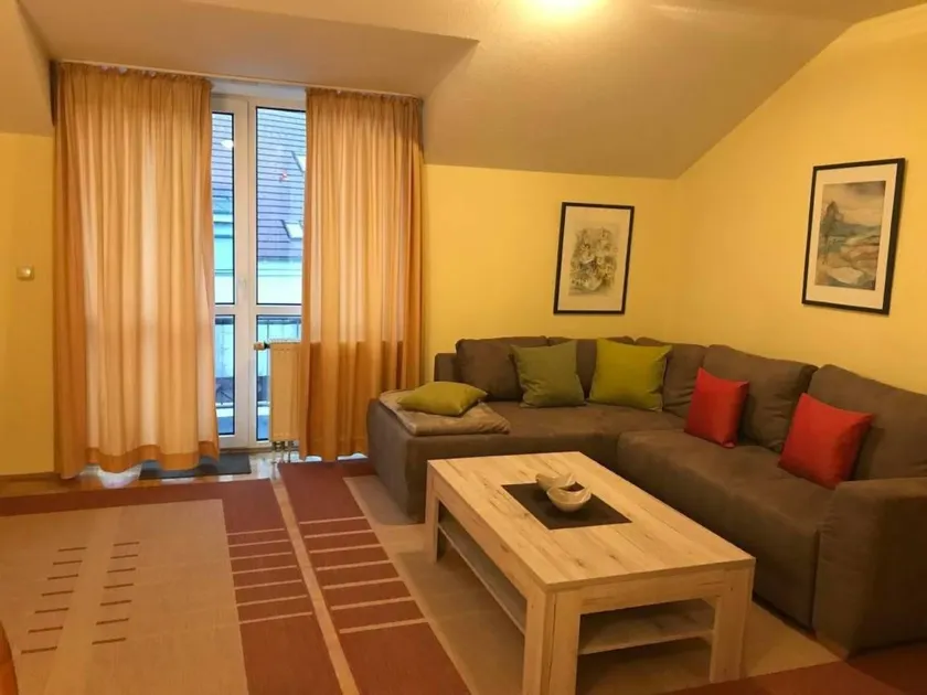 Holiday apartment with pool | Pets allowed - Image 1