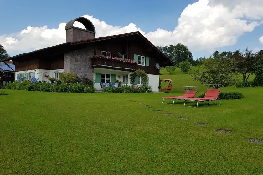 Fully equipped wonderful house with garden | Pet-friendly - Image 1