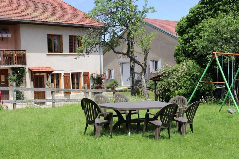 Gite with garden & barbecue - Image 1