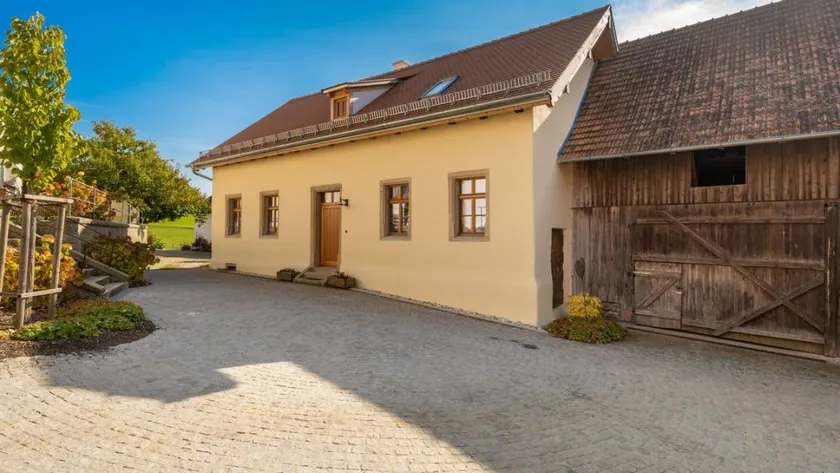 Family-oriented holiday home with BBQ, terrace & pool | Suitable for remote work - Image 1
