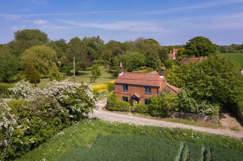 The Cottage - Image 1