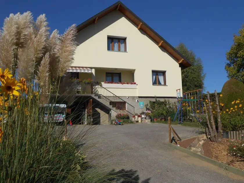Gite with garden, terrace & BBQ - Image 1