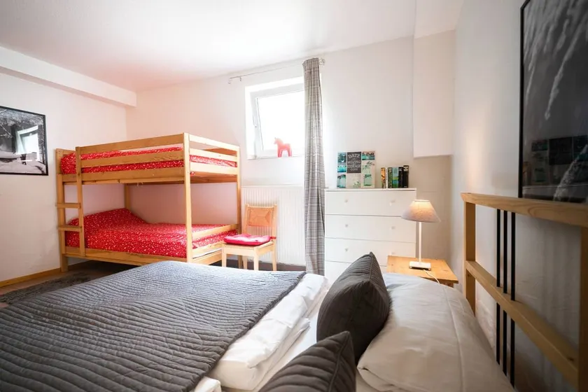 Holiday apartment with terrace - Image 1
