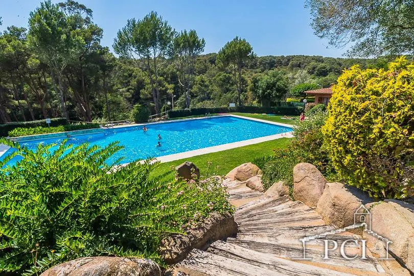 Apartment mit Garten, Pool und Terrasse | Bergblick - Image 1
