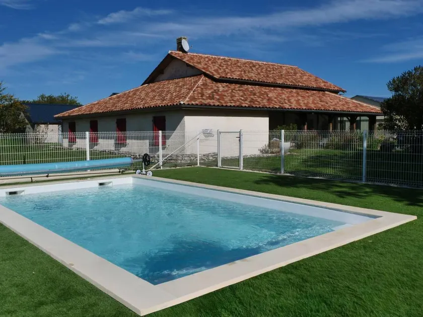 Geräumiges Landhaus mit Grill, privatem Pool und Garten - Image 1