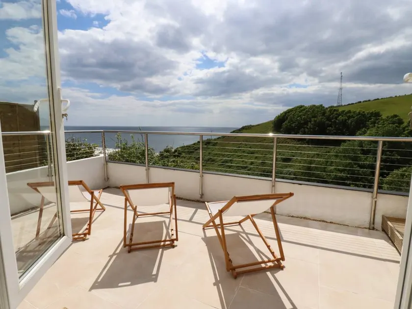 Family-oriented cottage with garden, jacuzzi & terrace | Pets are welcome - Image 1