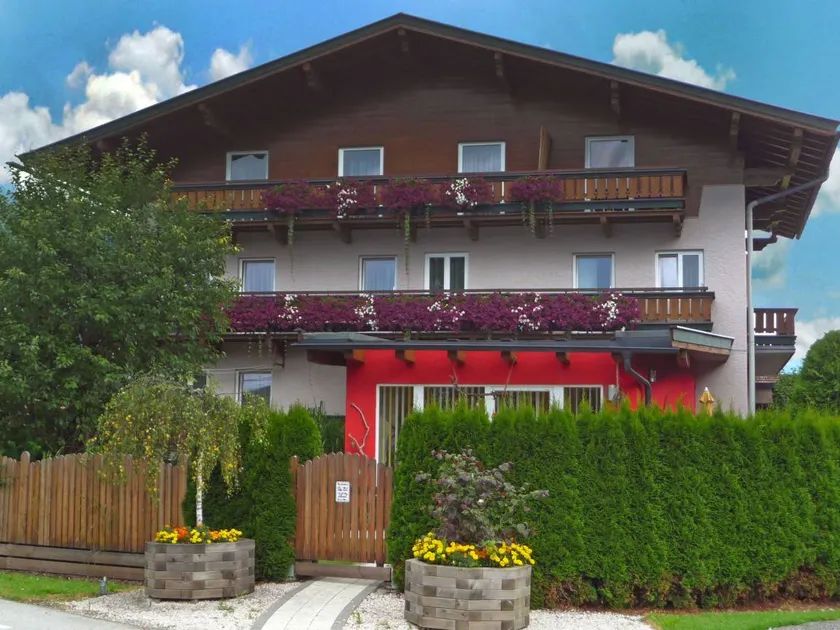 Apartment with barbeque | Panoramic view - Image 1