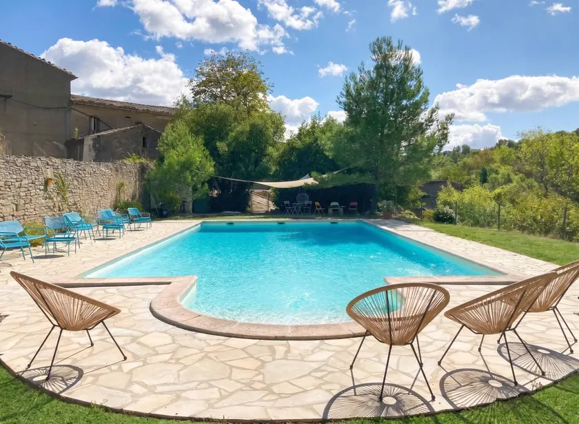 Pleasant flat with terrace, garden & BBQ | Pool view - Image 1
