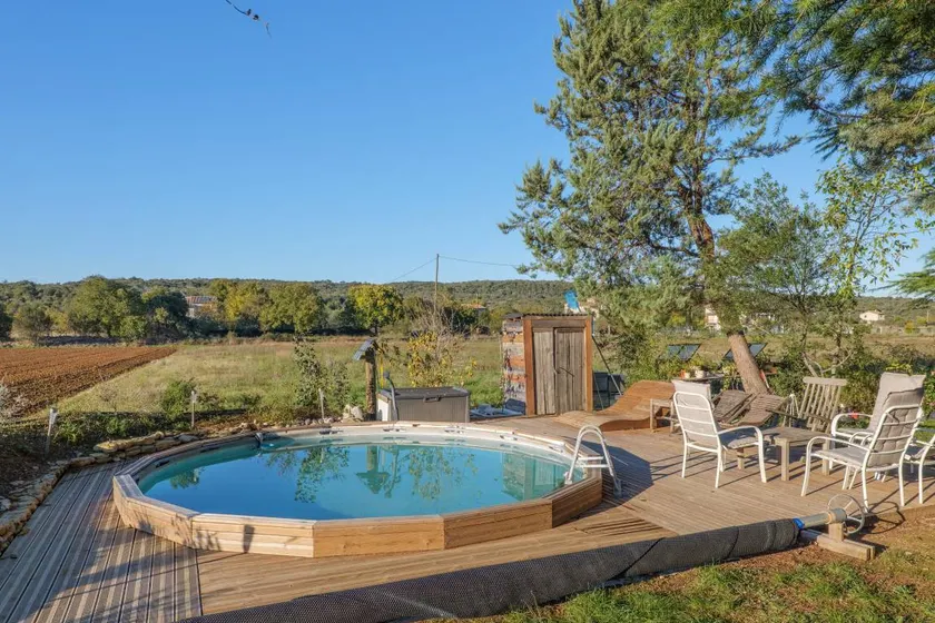 Lodge with terrace, pool & garden | Mountain view - Image 1
