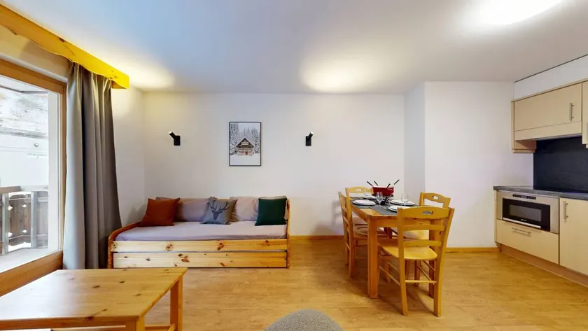Flat with sauna, terrace & hot tub - Image 1