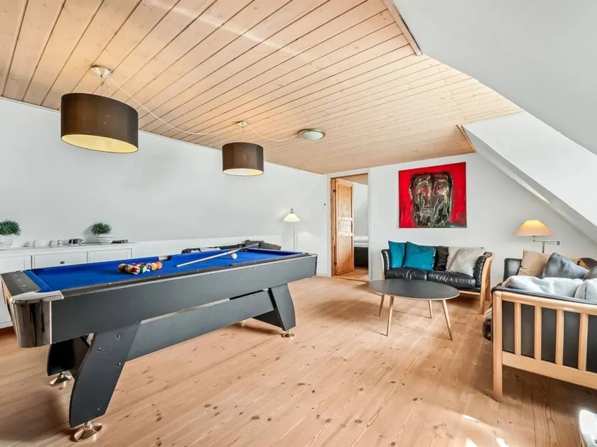 Family-oriented nice holiday home with terrace & garden | Close to the beach | Pet-friendly - Image 1