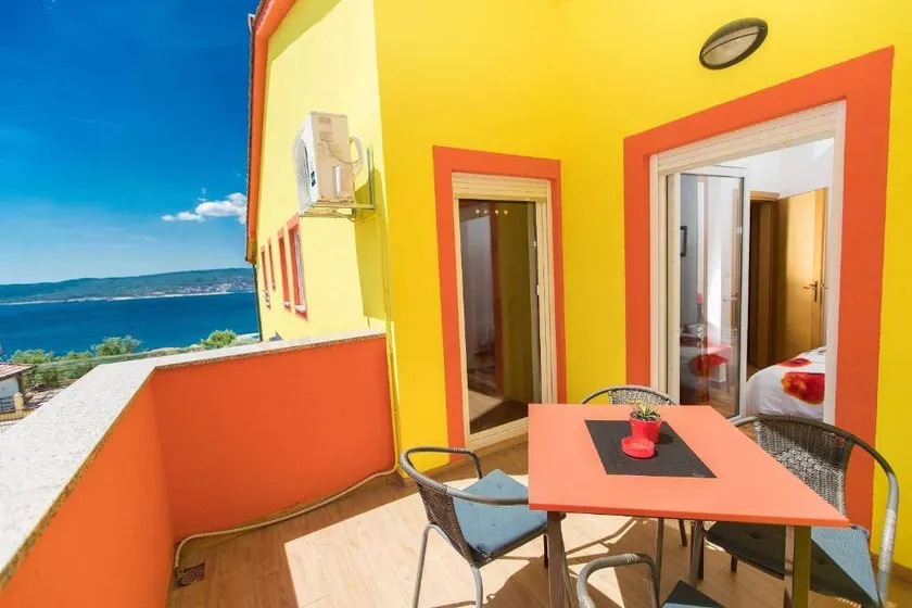 Wonderful flat with jacuzzi, pool & terrace | Garden view | Pets are welcome - Image 1