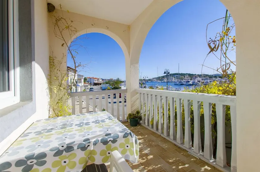 Flat with terrace | Sea view - Image 1