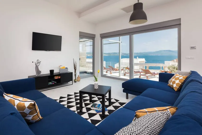 Villa with terrace & barbeque | Sea view - Image 1