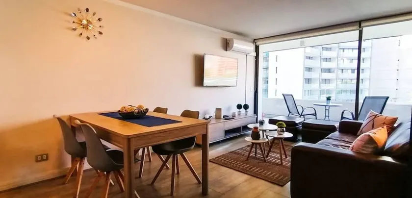 Flat with fast internet & private pool - Image 1