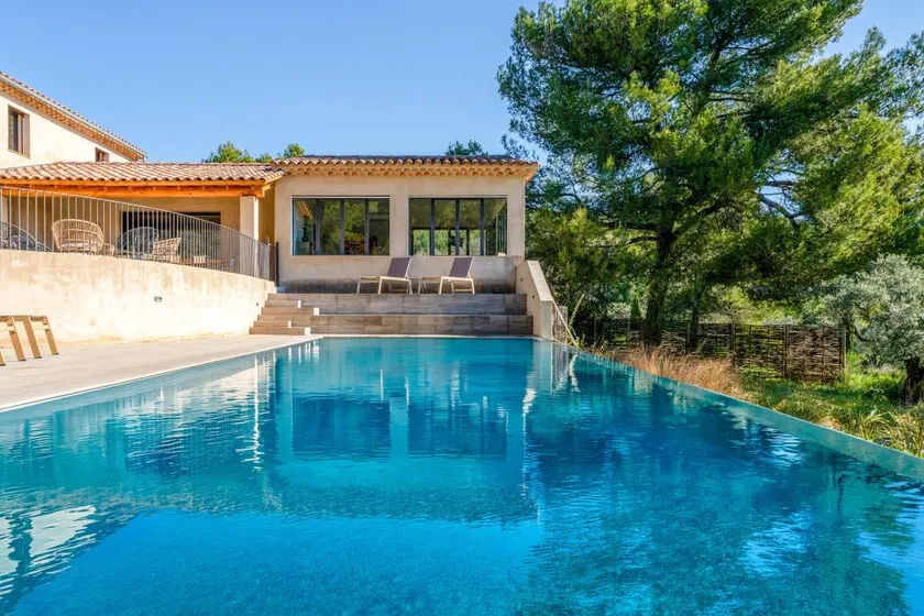 House with garden, barbecue & pool | Mountain view - Image 1