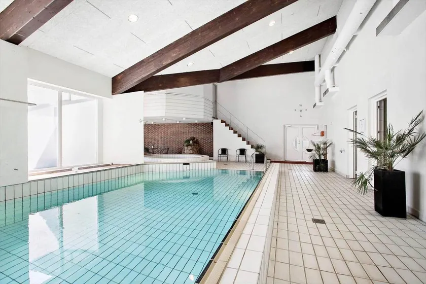 Apartment with pool, barbeque & terrace | Beach nearby | Pet-friendly - Image 1