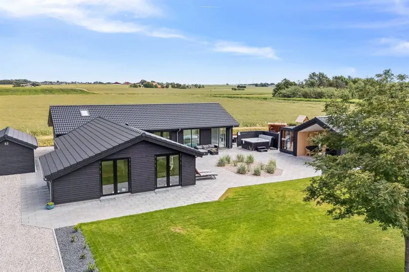 Holiday home, 91-3032, Stillinge Strand - Image 1