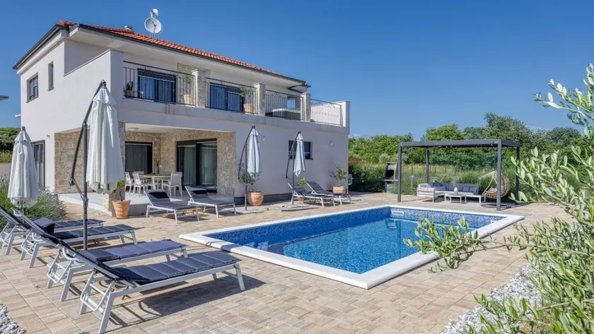 Wohnung mit Terrasse, privatem Pool und Grill | Gartenblick - Image 1
