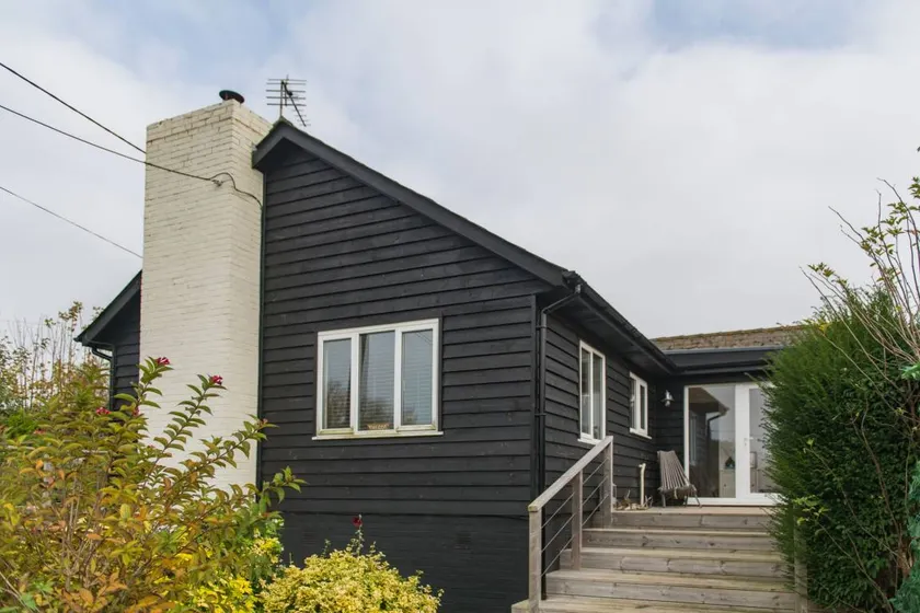 Children-friendly wonderful cottage with barbecue, terrace & garden | Sea view | Close to the beach | Pets are welcome - Image 1