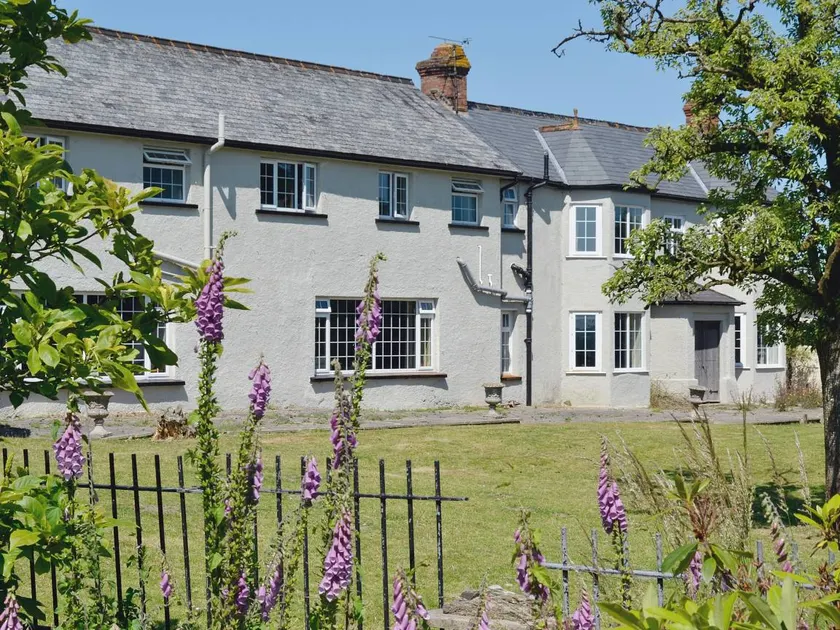 Children-friendly nice cottage with BBQ & garden | Pets are welcome - Image 1