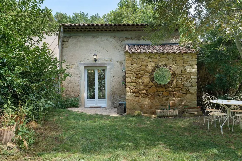 Ferienhaus 'Maison En Pierre Chevaux' mit WLAN im Luberon, Nähe Lourmarin - Image 1